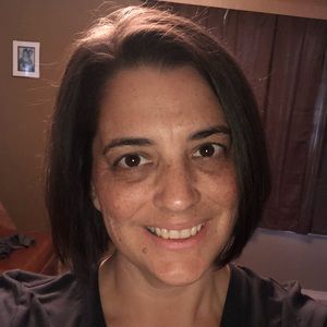 Meet your Posher, Elisa